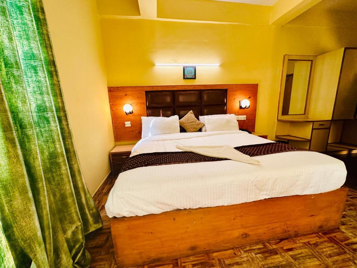 Hotel Grand Kalinga - Near Volvo Bus Stand Manali Buitenkant foto