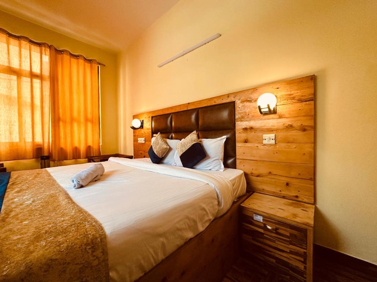 Hotel Grand Kalinga - Near Volvo Bus Stand Manali Buitenkant foto