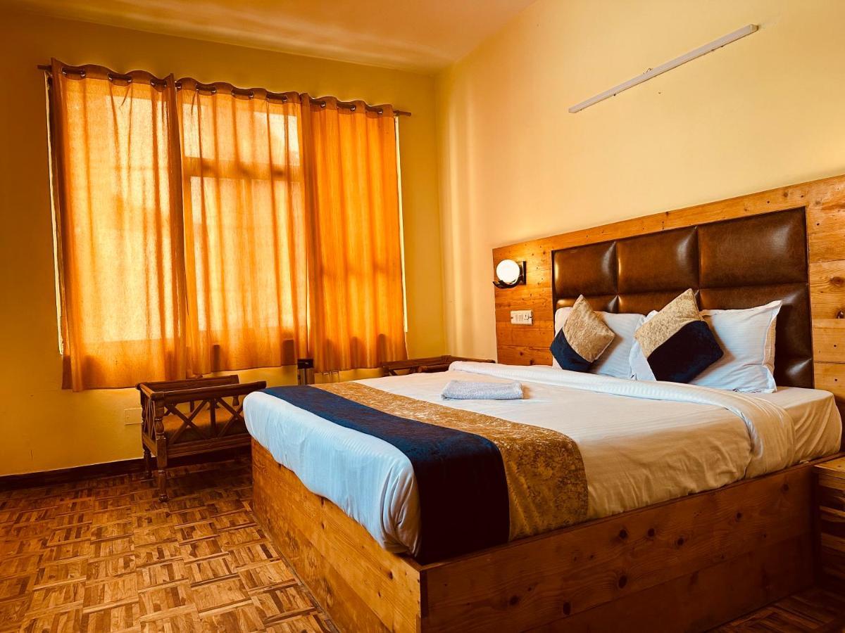 Hotel Grand Kalinga - Near Volvo Bus Stand Manali Buitenkant foto